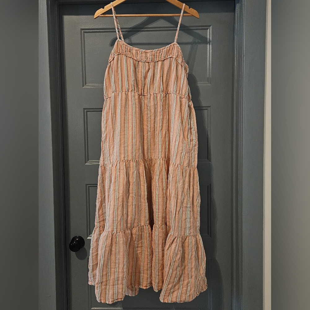 Aerie large 100cotton tiered striped dress with pockets